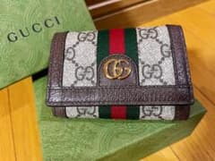 GUCCIウォレットのサムネイル