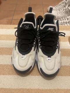 NIKEスニーカー23.5のサムネイル