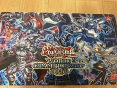 遊戯王 選考会 2018WCSプレイマット プレマ - メルカリ