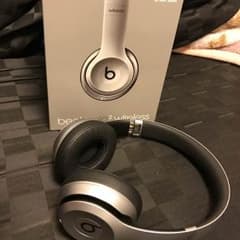 Beats solo2 wireless『最終値下げ』のサムネイル