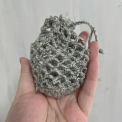 ハンドメイド ネット編みのミニ巾着袋 グリーン 編み物のサムネイル