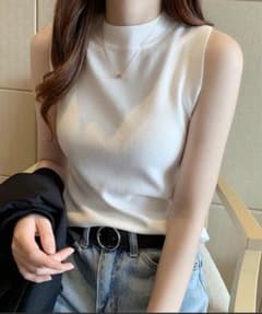 Girly Doll ハイネックノースリーブニットのサムネイル