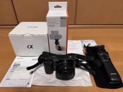 SONY VLOGCAM ZV-E10L パワーズームレンズキット 黒　美品のサムネイル