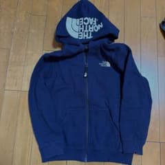 THE NORTH FACE パーカー　サイズ130のサムネイル