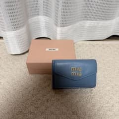 miu miu 三つ折り財布 水色のサムネイル
