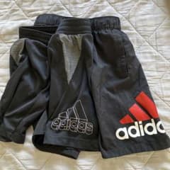 adidas 黒 ハーフパンツ 2枚セットのサムネイル