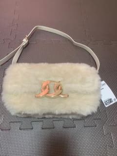 ファーショルダーバックのサムネイル
