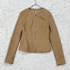 【美品】現行 ヒューゴボス ラムレザー ノーカラージャケット S相当 キャメル 美品】現行 ヒューゴボス ラムレザー ノーカラージャケット S相当