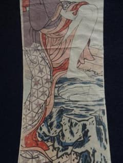 木版画、浮世絵「短冊形の美人図」磯田湖龍斎＞美人画、補修あり、時代不明 木版画、浮世絵「短冊形の美人図」磯田湖龍斎＞美人画、補修あり、時代