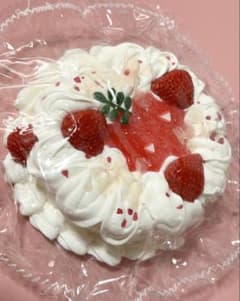 kikisquishy 苺のホールケーキXLのサムネイル