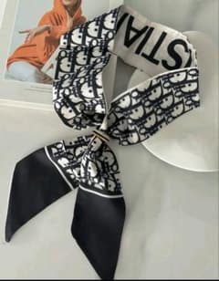新品☆Dior ロゴ 海外 ノベルティ シルク風 スカーフ ☆ブラック