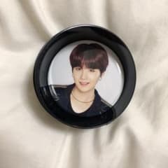 缶バッチ BTS 缶バッジのサムネイル