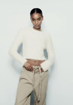 zara エコファー素材セーターのサムネイル