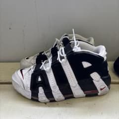 Nike Air More Uptempo ホワイト/ブラック/レッドのサムネイル