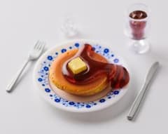 거리 각도의 레트로 다방 구식 핫 케이크 리멘트