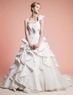 JUNKO KOSHINO ウェディングドレス ワタベウェディング ワタベウェディング JUNKO KOSHINO - メルカリ