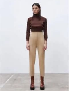 ZARA ハイウエストパンツのサムネイル