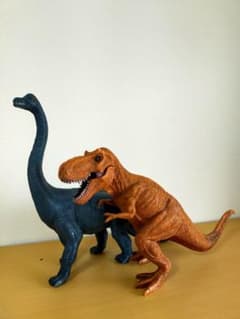 美品！恐竜　フィギュアのサムネイル