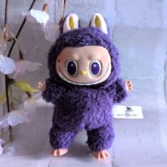ラブブぬいぐるみ 紫のサムネイル