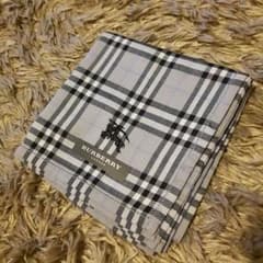 イクりん様☆専用㌻BURBERRY♡ハンカチのサムネイル