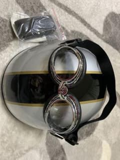 新品未使用 ヘルメットのサムネイル