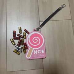TWICE  パスケースのサムネイル