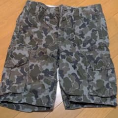 GAPKIDS　迷彩　カーゴタイプ　ハーフパンツのサムネイル