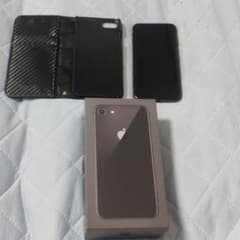iPhone 8 Space Gray 64 GB docomoのサムネイル