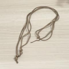 ヘアアクセサリー　リボン　スエード調　ゴールドのサムネイル