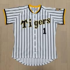 阪神タイガース 鳥谷敬 1番 復刻ユニフォーム 1979年〜1981年 - メルカリ