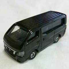 トミカ非売品 NISSAN NV350 キャラバンのサムネイル