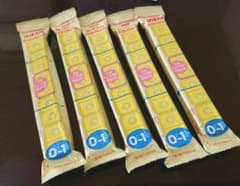 【専用】明治 ほほえみ らくらくキューブ(赤ちゃん用ミルク)のサムネイル