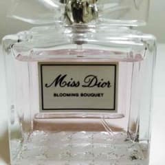 ariannne様専用 Dior ブルーミングブーケのサムネイル