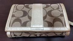 ✨ぷーたろ様専用✨COACH  折り財布のサムネイル