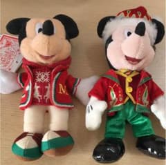 ミッキーのぬいぐるみバッジのサムネイル