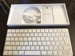 Apple ワイヤレスキーボード　MLA22J/Aのサムネイル