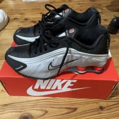 最終値下げ　Nike Shox R4 \"llic Silver/Red 20241022025057-0.webp