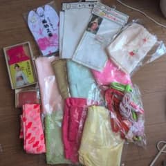 【豪華セット】和装小物 着付け小物 大量まとめ売り 帯揚げ 帯締め 足袋 半衿のサムネイル