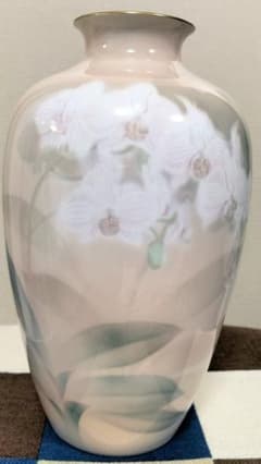 有田焼☆深川製磁 色絵彩磁　胡蝶蘭　花瓶　花生　花器　サーモンピンク10号 有田焼☆深川製磁 色絵彩磁 胡蝶蘭 花瓶 花生 花器 サーモンピンク10号