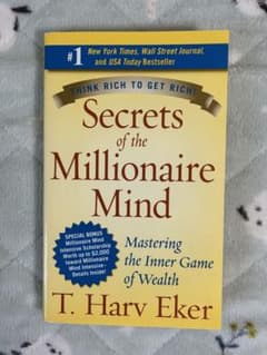 Secrets of the Millionaire Mind 洋書のサムネイル