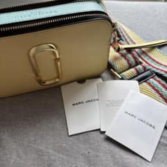 MARC JACOBS スマホショルダーバッグ 川口春奈着用デザイン - メルカリ