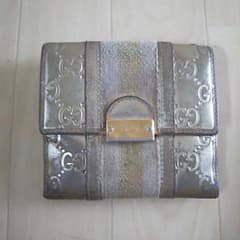 お値下げGUCCI財布のサムネイル