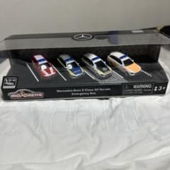 Majorette Mercedes-Benz E-Class 4台セットのサムネイル