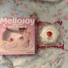 Mellojoy いちごショートケーキ ホールケーキのサムネイル
