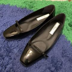 金子綾×Dhyana. インヒールメリージェーンパンプスのサムネイル