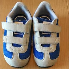 プーマ スニーカー15センチ 美品のサムネイル