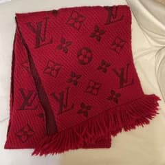 ルイヴィトン 赤マフラーのサムネイル