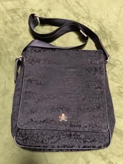 【takaomi様専用】ロエン　ショルダーバッグのサムネイル