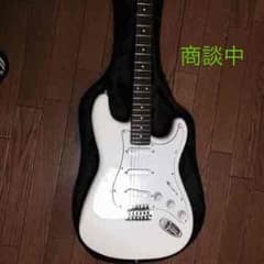初心者向けエレキギターセット(美品)のサムネイル