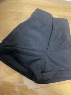ショートパンツのサムネイル